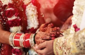 जिस प्रेमिका के अपहरण में जेल में बंद है प्रेमी, उससे ही लिए सात फेरे