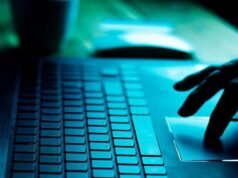 गलत अकाउंट में पैसे भेजे जाने का झांसा देकर साइबर ठगों ने युवक से 48 हजार उड़ाए