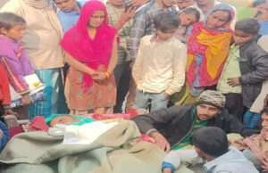 तुरकौलिया में भूमि विवाद में चल गई सुनील की जान, परिजनों ने शव के अंतिम संस्कार से किया मना