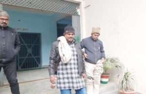 पुलिस पिटाई मामले में चर्चा में आये जिला पार्षद पति पर पहले से दर्ज हैं नौ केस, हत्या से अन्य गंभीर कांड, एसपी ने किये खुलासे