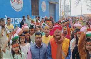 हनुमान मंदिर प्राण प्रतिष्ठा यज्ञ को लेकर पंहाड़पुर में निकली कलश जल यात्रा