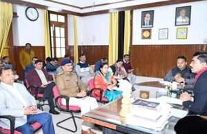 मोतीझील में शीघ्र बनेगा फ्लोटिंग रेस्टोरेंट, आमजन ले सकेंगे बोटिंग का आनंद, डीएम ने बैठक कर दिये ये निर्देश