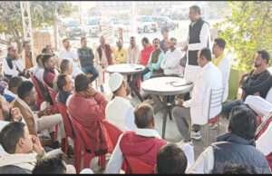 अधिकारों में हो रही कटौती पर जिला मुखिया संघ ने जताया आक्रोश, सीएम से मिलने का निर्णय