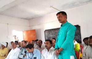 15 से 17 अप्रैल को कोटवा के इस एतिहासिक गांव में आयोजित होगा चंपारण सत्याग्रह स्मृति समारोह, तैयारी को ले डीडीसी संग बैठक