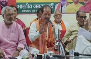 नेता प्रतिपक्ष विजय सिन्हा ने सीएम नीतीश पर साधा निशाना, कहा- शराबबंदी की समीक्षा करने की बजाय अहंकार में डूबे सीएम
