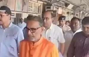 बापूधाम मोतिहारी स्टेशन को मिलेगा इंटरनेशनल लुक, बनेगा चार मंजिला भवन, पूर्व केन्द्रीय मंत्री राधा मोहन ने किया निरीक्षण