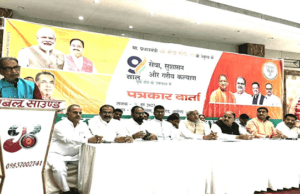 हाथरस और अलीगढ़ में आयोजित प्रेस कॉन्फ्रेंस में भाजपा के राष्ट्रीय उपाध्यक्ष एवं पूर्व केंद्रीय मंत्री राधामोहन सिंह ने कही यह बात