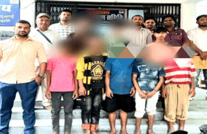 विशेष धावा दल ने केसरिया में 8 बाल श्रमिकों को कराया मुक्त, लगेगा इतना जुर्माना