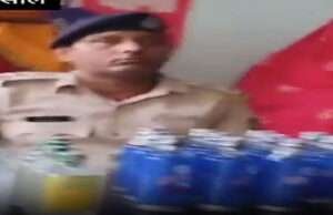 रक्सौल पुलिस ने दो महिलाओं को शराब के साथ किया गिरफ्तार