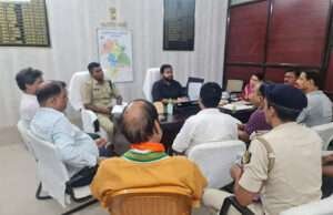 रोड किनारे ठेला या वाहन खड़ा करने वालों की अब खैर नहीं, सदर एसडीओ ने दिए ये निर्देश