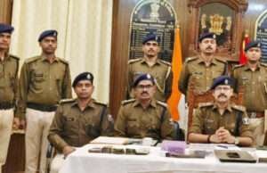 पुलिस को मिली बड़ी सफलता, पेट्रोल पंपकर्मी लूटकांड में तीन बदमाश धराये, लूट की राशि व मोबाइल बरामद