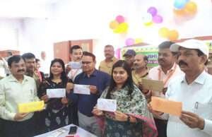 चिट्ठियां देंगी 25 मई को मतदान करने का संदेश, डीएम ने शुरू किया मतदाता जागरुकता अभियान