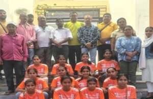 भागलपुर में आयोजित राज्यस्तरीय विद्यालय खो खो अंडर 14,17,19 बालिका प्रतियोगिता के लिए खिलाड़ियों का दल रवाना