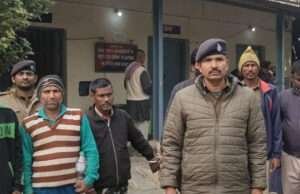 सुगौली पुलिस ने शराब काण्ड के वांछित समेत 8 लोगों को किया गिरफ्तार