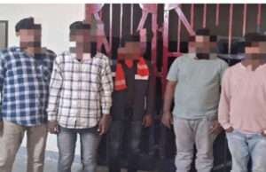 मोतिहारी नगर पुलिस को बड़ी सफलता, जुआ गिरोह के पांच गिरफ्तार, नकदी बरामद