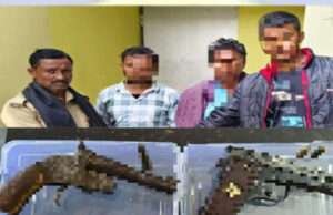 सोशल मीडिया पर हथियार लहराते वायरल वीडियो के आधार पर तीन युवक हथियार व कारतूस के साथ गिरफ्तार