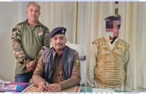 तुरकौलिया पुलिस ने वकील के हत्या कांड में फरार चल रहे नामजद अभियुक्त को दबोचा