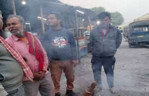 जिला प्रशासन का दावा, शीतलहर व ठंड से बचाव के लिए 170 जगहों पर की गई अलाव की व्यवस्था