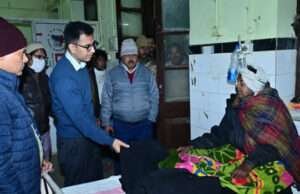 मोतिहारी डीएम ने सदर अस्पताल में इलाज व्यवस्था एवं विभिन्न वार्डों का लिया जायजा, दिये ये सख्त निर्देश