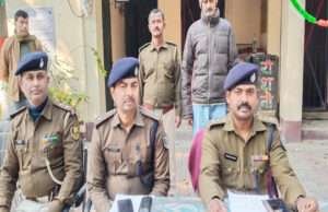 50 हजार का इनामी बदमाश नेपाल से गिरफ्तार, टॉप 10 अपराधियों की लिस्ट में शुमार