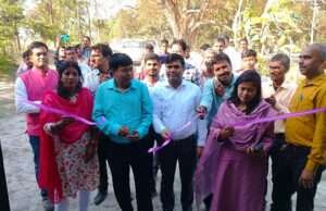 चलो गांव की ओर के तहत डीडीसी ने ग्रामीण विभाग के कार्यों का किया निरीक्षण