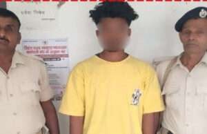 पुलिस दबिश के बाद 25 हजार के इनामी बदमाश ने किया कोर्ट में सरेंडर