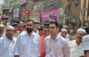 मोतिहारी में अकीदत के साथ अदा की गई रमजान के आखिरी जुम्मे की नमाज, डीएम ने लिया जायजा