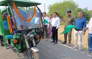 चलो गांव की ओर कार्यक्रम के तहत अरेराज के इस गांव पहुंचे डीडीसी, दिये ये निर्देश