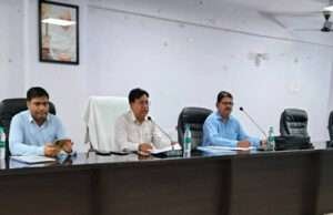 हर हाल में राजकीय नलकूपों को रखें चालू, किसानों को न हो समस्या, डीडीसी ने दिए निर्देश