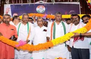 जिला कांग्रेस के शिक्षा न्याय कार्यक्रम में युवाओं ने उठाए कई प्रश्न, मौजूद थे राज्सभा सांसद डॉ० अखिलेश