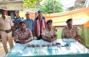 पुलिस ने दो स्मैक तस्करों को किया गिरफ्तार, भूंजा दुकानकी आड़ में चल रहा था गोरखधंधा