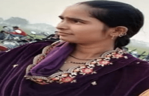 ब्रेकिंग न्यूजः पुलिस दबिश से घबरा 15 हजार की इनामी स्मैक तस्कर ने किया कोर्ट में सरेंडर