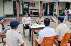 सभी दुर्गा पूजा पंडालों को लाइसेंस लेना अनिवार्य, शांति व्यवस्था को लेकर डीएम ने दिए ये निर्देश