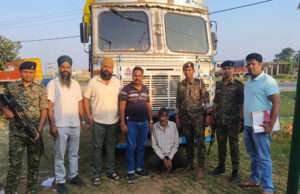ब्रेकिंग न्यूजः छत्तीसगढ़ से चोरी के ट्रक के साथ चालक गिरफ्तार