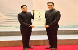 बेहतर कार्य प्रदर्शन के लिए जल शक्ति मंत्रालय मोतिहारी डीएम को किया पुरस्कृत