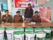 मोतिहारी पुलिस ने कोटवा से 700 लीटर स्प्रिट के साथ पिकअप चालक को किया गिरफ्तार, बड़े नेटवर्क का खुलासा