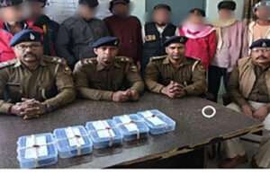 रक्सौल पुलिस की बड़ी कार्रवाई, चोरी की 4 बाइक बरामद, 8 आरोपी गिरफ्तार