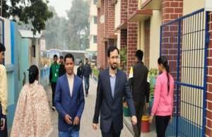 डीएम का आदेश बनाम ज़मीनी हकीकत: क्या थमेगी शिक्षा के नाम पर लूट और मार्केटिंग?