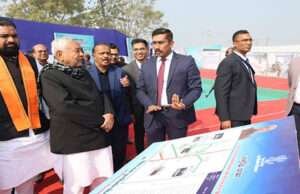 समृद्धि यात्रा के दूसरे दिन मोतिहारी पहुंचे सीएम नीतीश, कई विकास योजनाओं का किया शिलान्यास व उद्घाटन, डिप्टी सीएम ने कही ये बातें