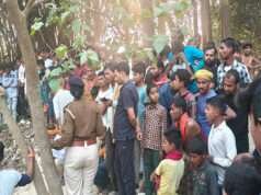 नदी में तैरता मिला अज्ञात महिला का शव, उमड़ी ग्रामीणों की भीड़, पुलिस कर रही जांच