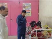 प्रसव महिलाओं के लिए बनेगा रैंप, व्यवस्था होगी दुरुस्त, इस अधिकारी ने किया संग्रामपुर पीएचसी का निरीक्षण