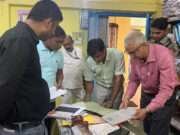 रक्सौल एसडीओ ने किया अनुमंडलीय अस्पताल का निरीक्षण, गायब चिकित्सकों व हेल्थ मैनेजर से स्पष्टीकरण