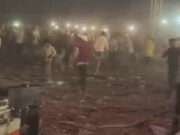 मुजफ्फरपुर जिले के गरहा में आयोजित मेला में खेसारी लाल यादव को देख बेकाबू हुए लोग, पत्थरबाजी, लाठीचार्ज